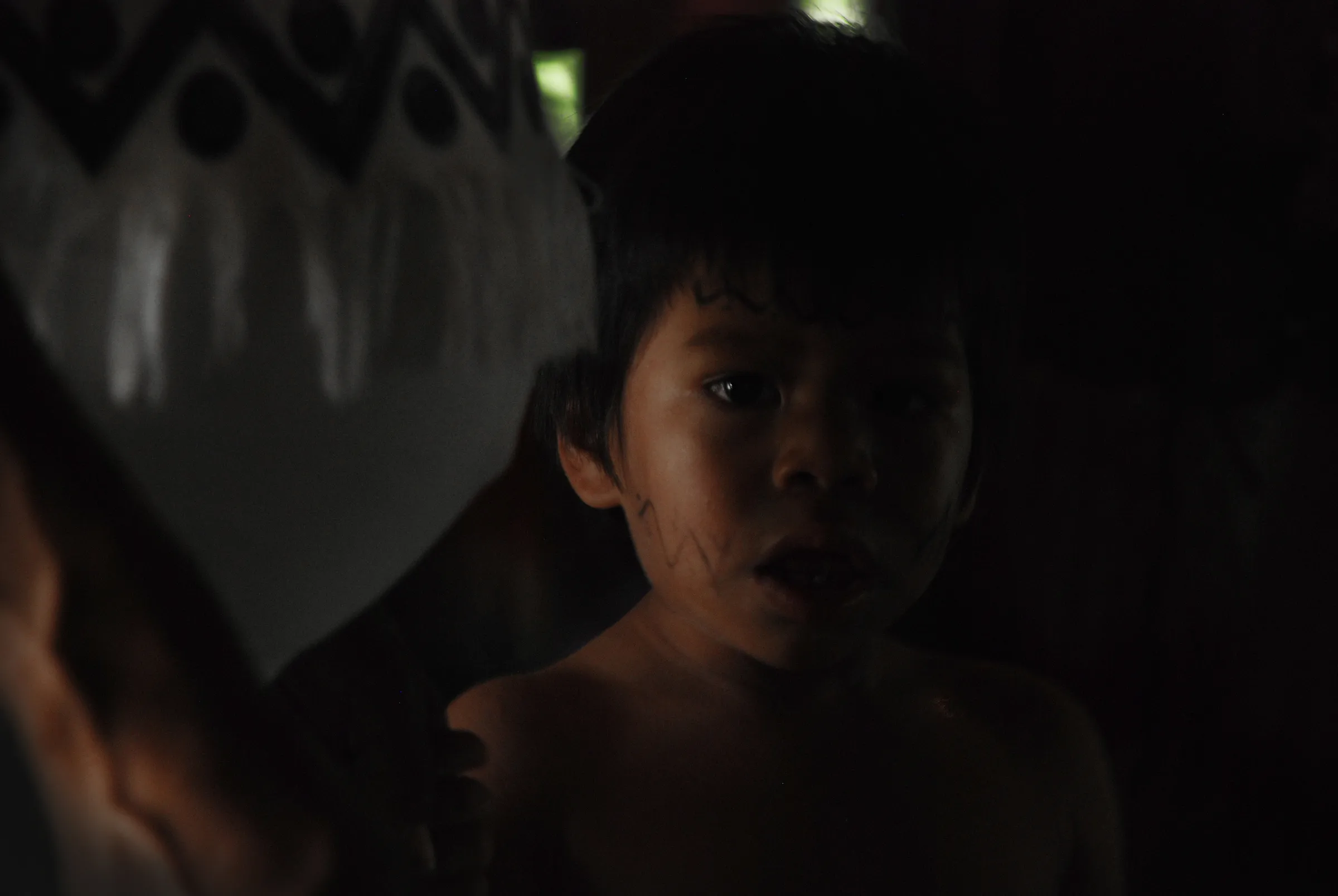 Niño en la Maloca